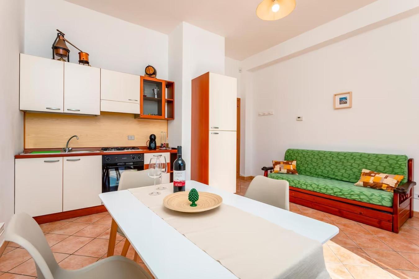 Camia Etna House Apartment ปิเอดิมอนเต เอตเนโอ ภายนอก รูปภาพ